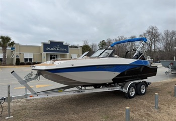 2026 Starcraft SVX 210 DC Boat